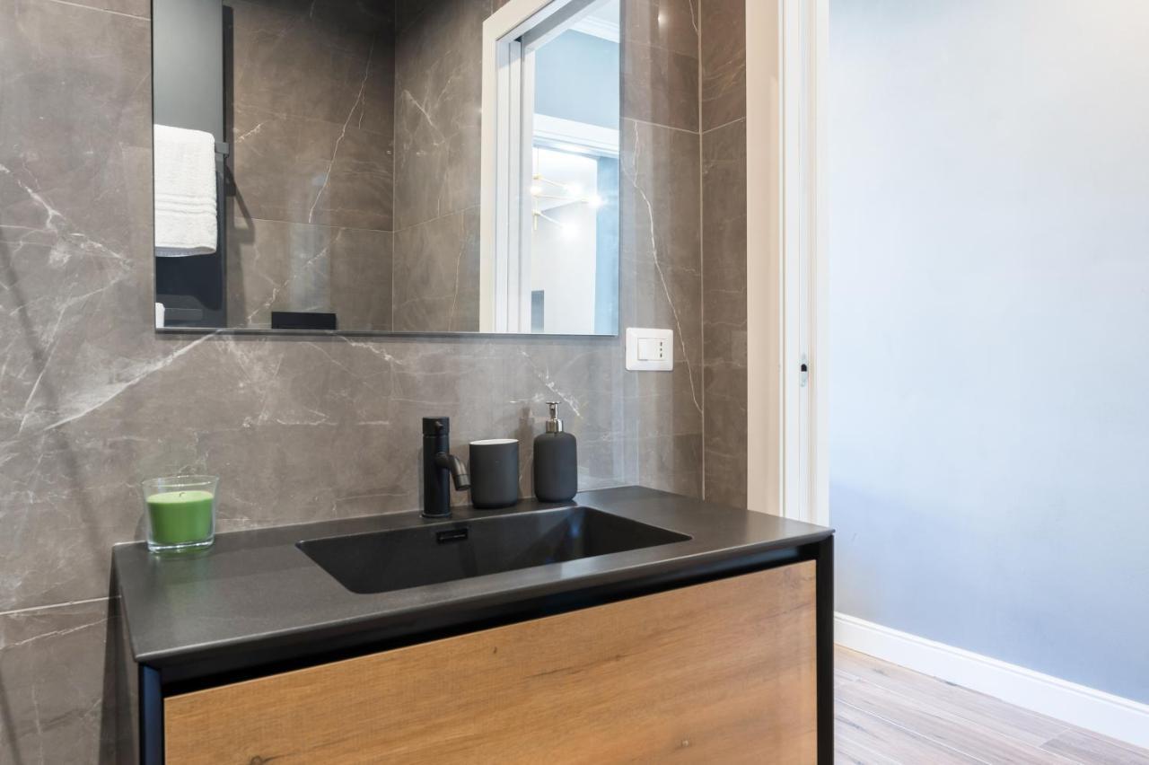 Raffinato Apt Vicino A Piazza Garibaldi X5 Parma Ngoại thất bức ảnh