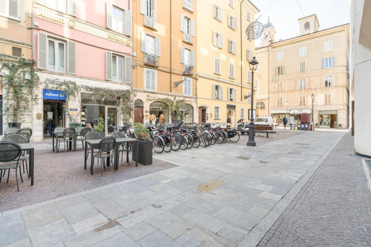 Raffinato Apt Vicino A Piazza Garibaldi X5 Parma Ngoại thất bức ảnh