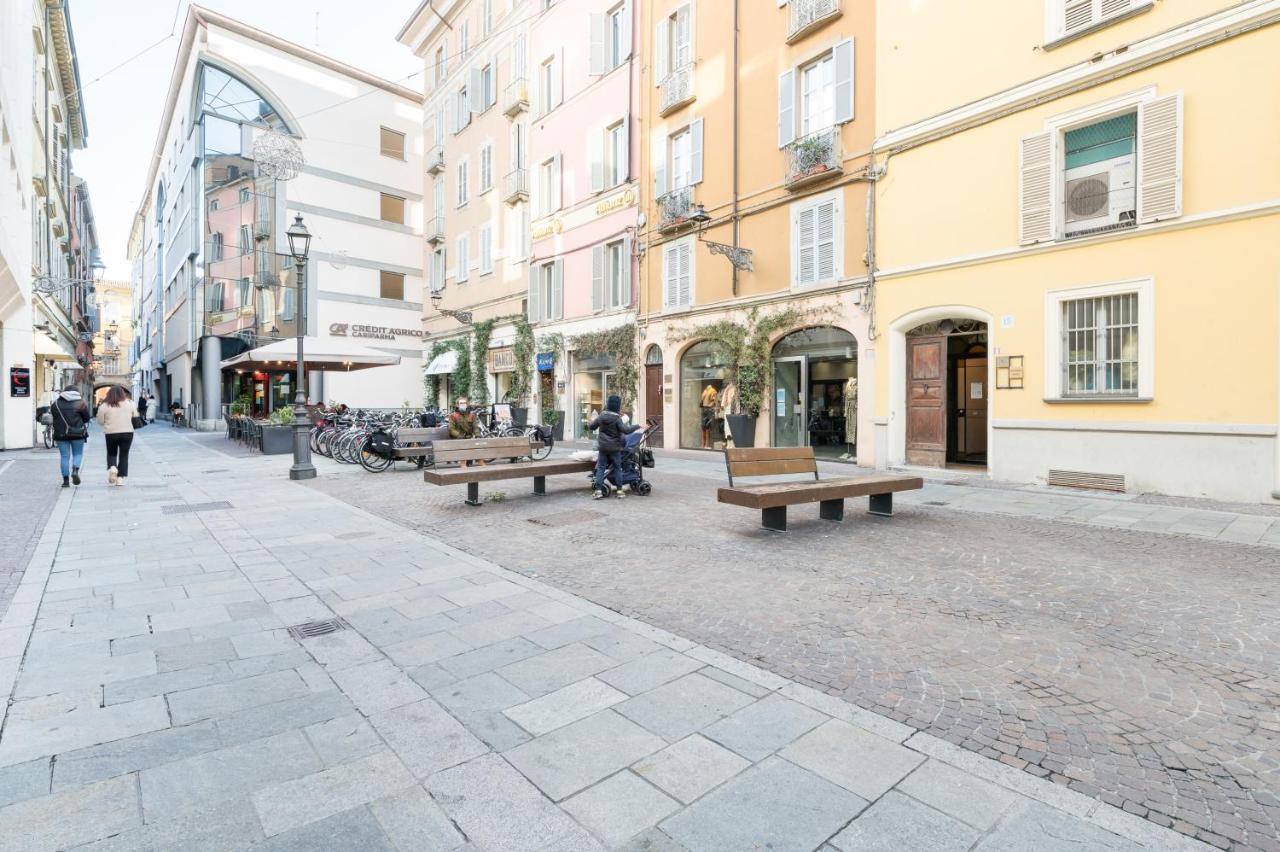 Raffinato Apt Vicino A Piazza Garibaldi X5 Parma Ngoại thất bức ảnh