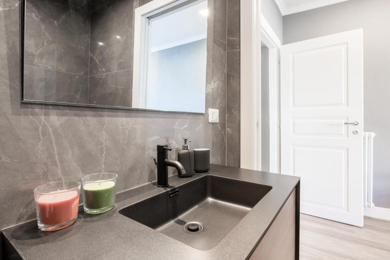 Raffinato Apt Vicino A Piazza Garibaldi X5 Parma Ngoại thất bức ảnh