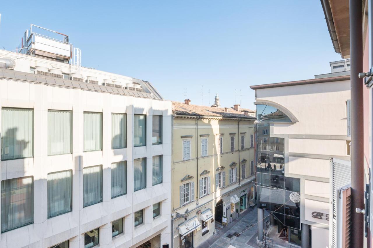 Raffinato Apt Vicino A Piazza Garibaldi X5 Parma Ngoại thất bức ảnh